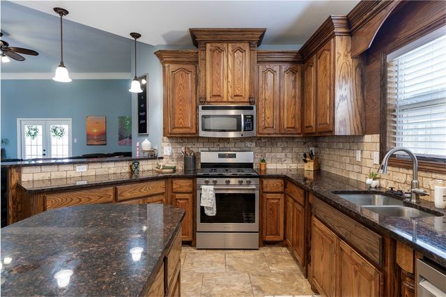 4355 Summer Wind Dr, Corpus Christi, TX 78413