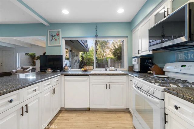 1510 Redwood Circle, Thousand Oaks, CA 91360