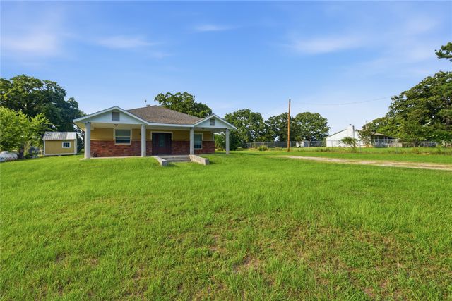 28008 W Oak Ridge Road, Kemp, TX 75143