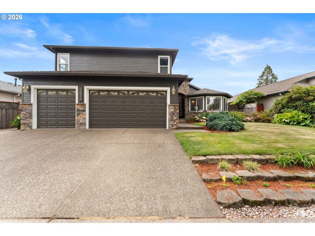 18938 CATHY ADAMS Dr, Oregon City, OR 97045