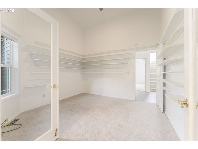 18938 CATHY ADAMS Dr, Oregon City, OR 97045