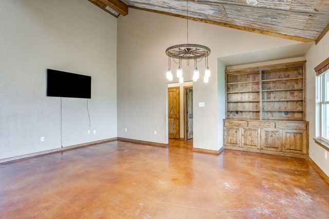 184 Hcr 1439, Covington, TX 76636