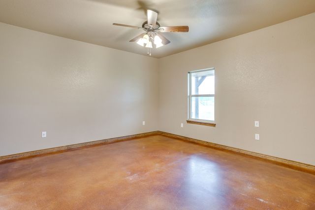 184 Hcr 1439, Covington, TX 76636