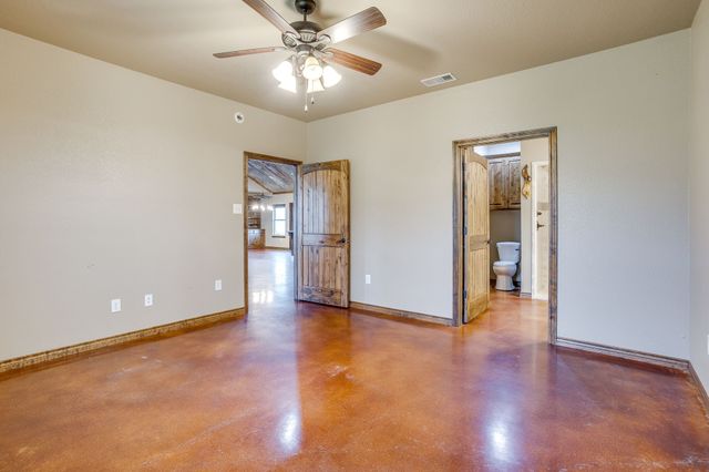 184 Hcr 1439, Covington, TX 76636
