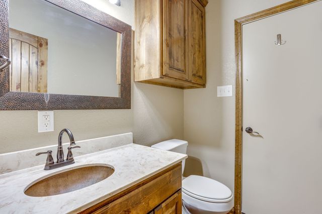 184 Hcr 1439, Covington, TX 76636