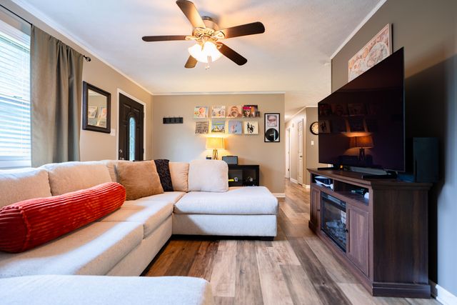 339 Cody Cooper Road, Ledbetter, KY 42058