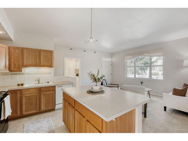 640 Gooseberry Dr 1202, Longmont, CO 80503