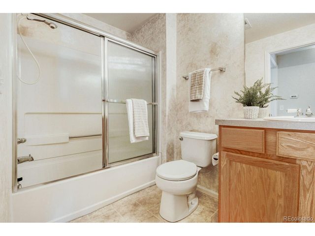 640 Gooseberry Dr 1202, Longmont, CO 80503