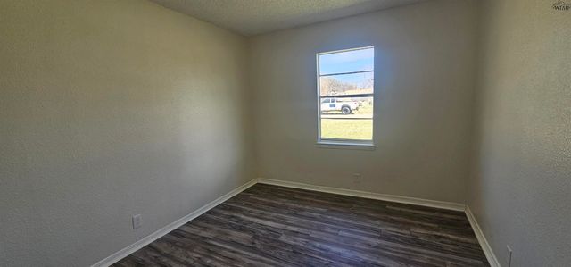 1404 DEVILLE STREET, Wichita Falls, TX 76306