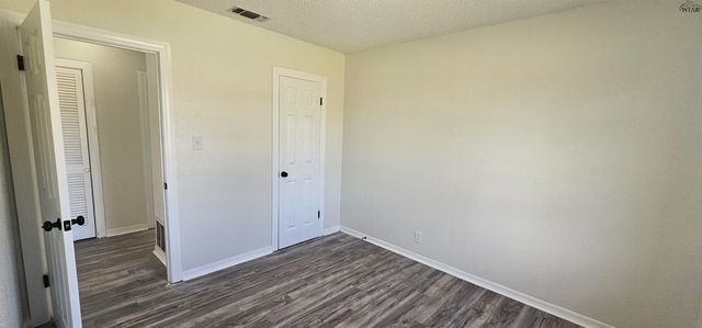 1404 DEVILLE STREET, Wichita Falls, TX 76306