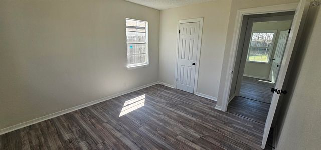 1404 DEVILLE STREET, Wichita Falls, TX 76306