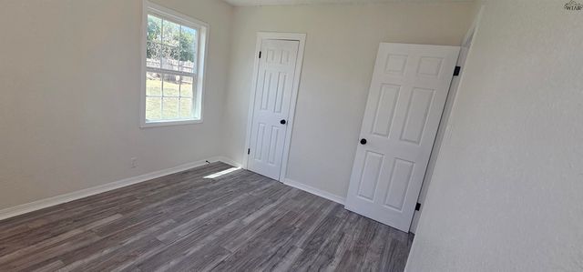 1404 DEVILLE STREET, Wichita Falls, TX 76306