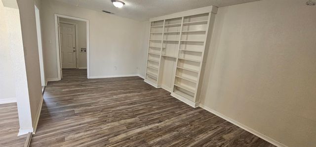 1404 DEVILLE STREET, Wichita Falls, TX 76306