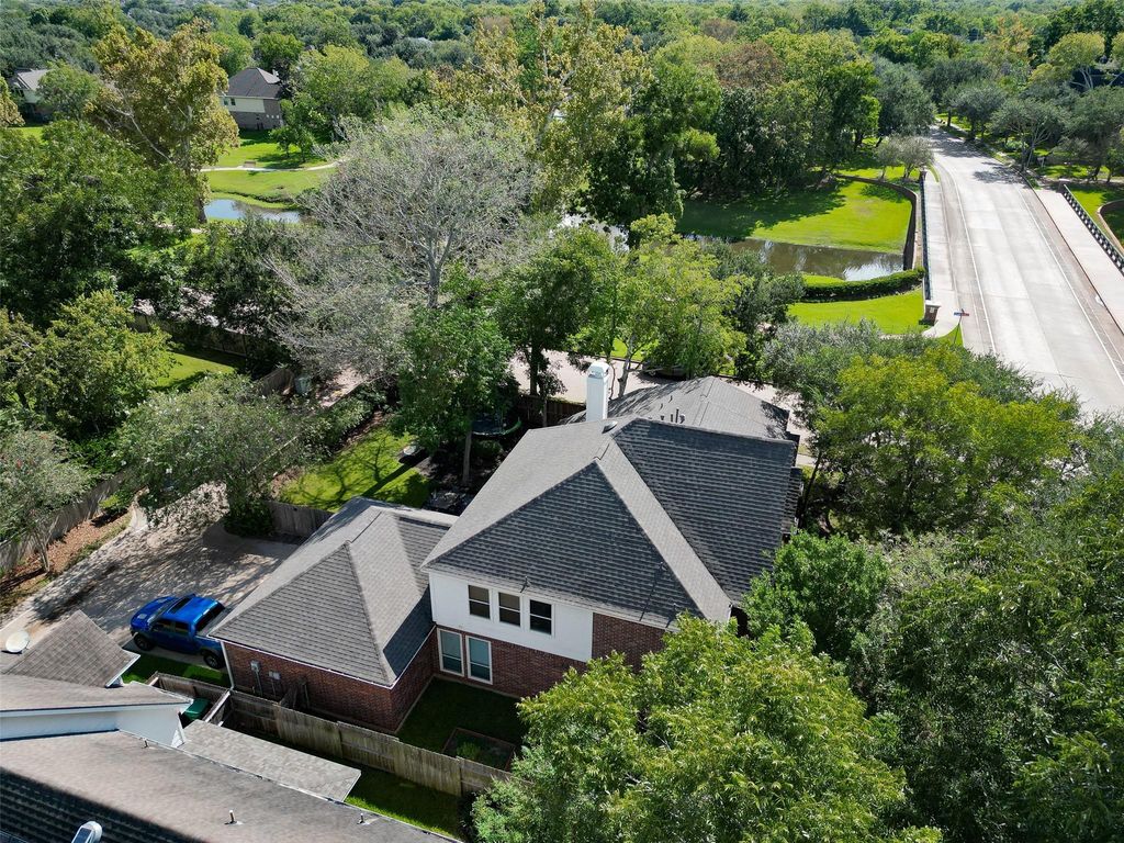 Image 30 of property listing at 10335 Shipmans Landing Drive, Missouri City, TX 77459