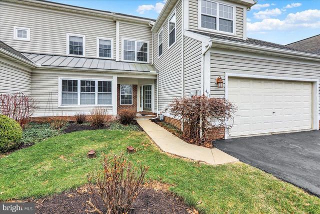 424 OAK HILL LN, Reading, PA 19610
