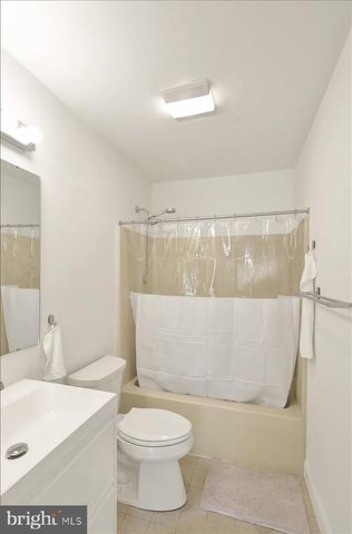 424 OAK HILL LN, Reading, PA 19610