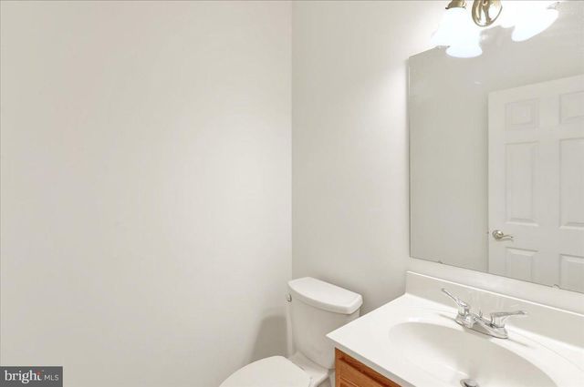 424 OAK HILL LN, Reading, PA 19610