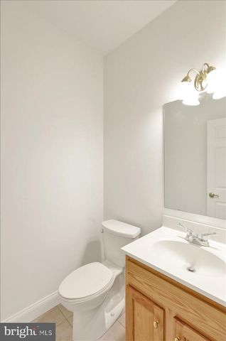 424 OAK HILL LN, Reading, PA 19610