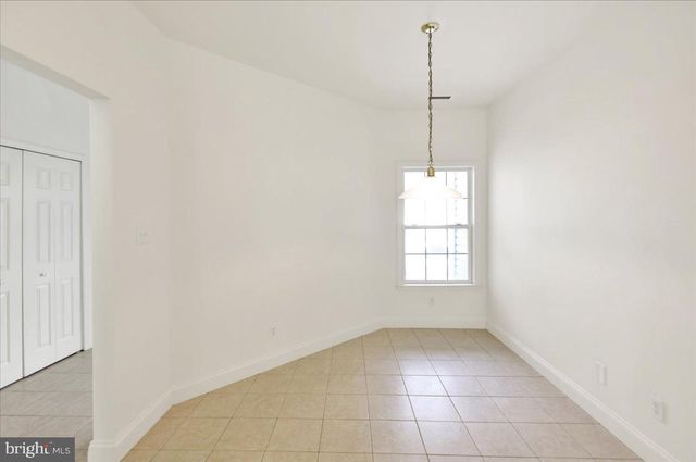 424 OAK HILL LN, Reading, PA 19610