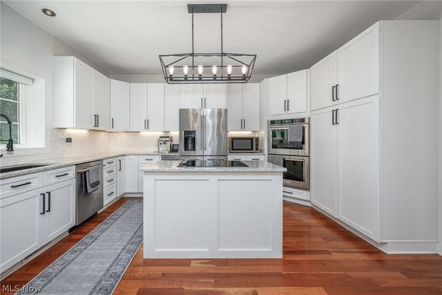 3733 Tamarisk Drive, Fairlawn, OH 44333