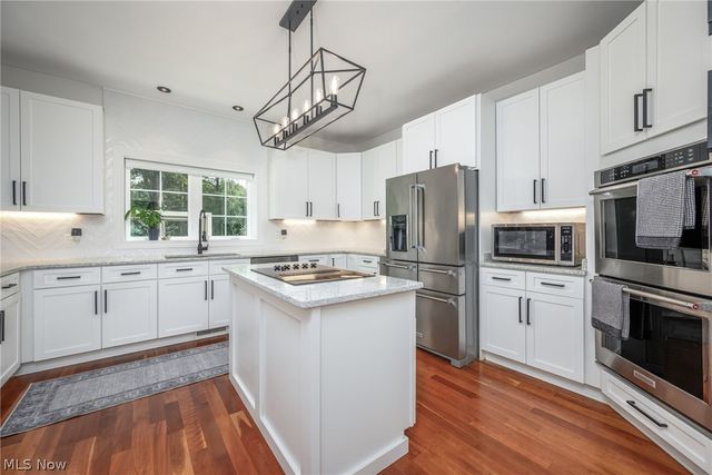 3733 Tamarisk Drive, Fairlawn, OH 44333