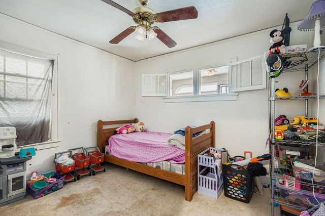 971 Thomas Avenue, Saint Paul, MN 55104