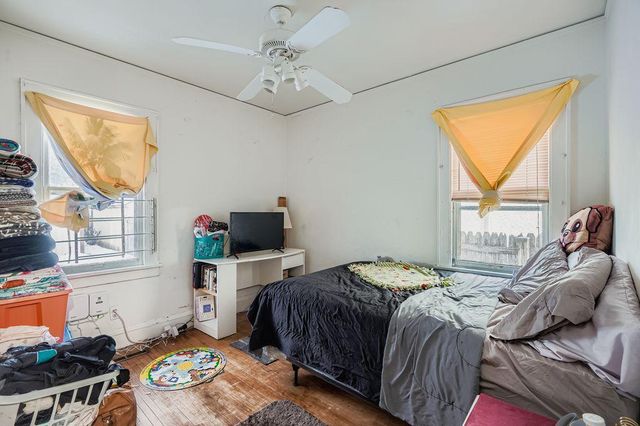 971 Thomas Avenue, Saint Paul, MN 55104