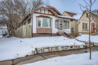 971 Thomas Avenue, Saint Paul, MN 55104