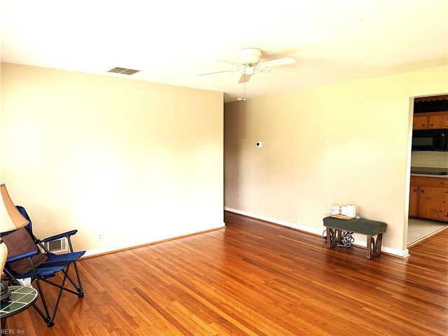 5445 Shadowwood DR, Virginia Beach, VA 23455
