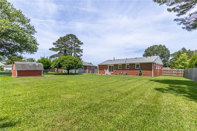 5445 Shadowwood DR, Virginia Beach, VA 23455