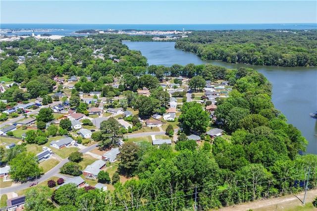 5445 Shadowwood DR, Virginia Beach, VA 23455