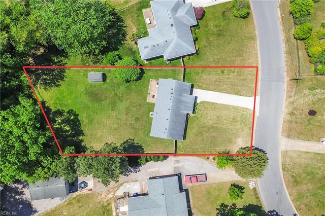5445 Shadowwood DR, Virginia Beach, VA 23455