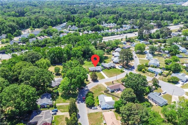 5445 Shadowwood DR, Virginia Beach, VA 23455