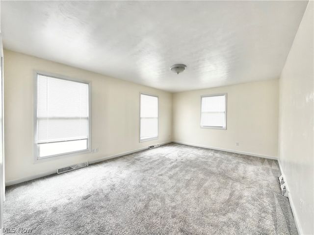 1215 Valley View Drive, Boardman, OH 44512
