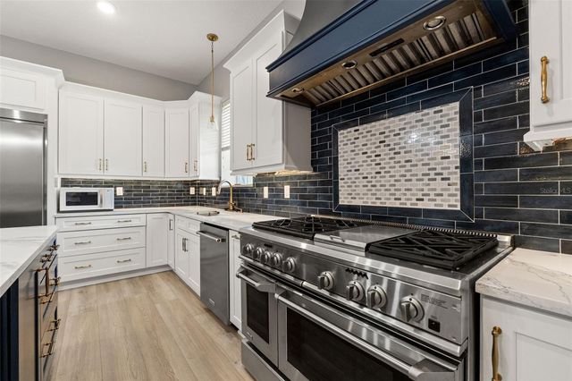 9135 MAZETTE ROAD, Weeki Wachee, FL 34613