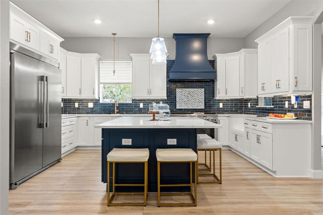 9135 MAZETTE ROAD, Weeki Wachee, FL 34613