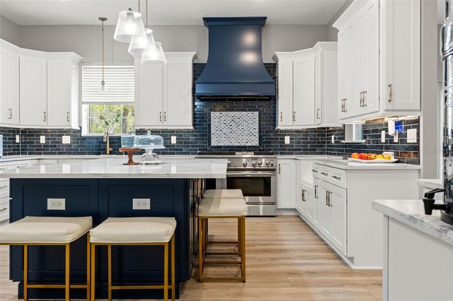 9135 MAZETTE ROAD, Weeki Wachee, FL 34613