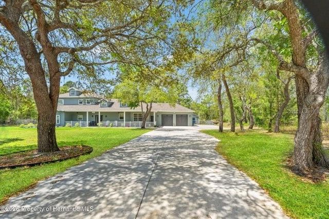 9135 MAZETTE ROAD, Weeki Wachee, FL 34613