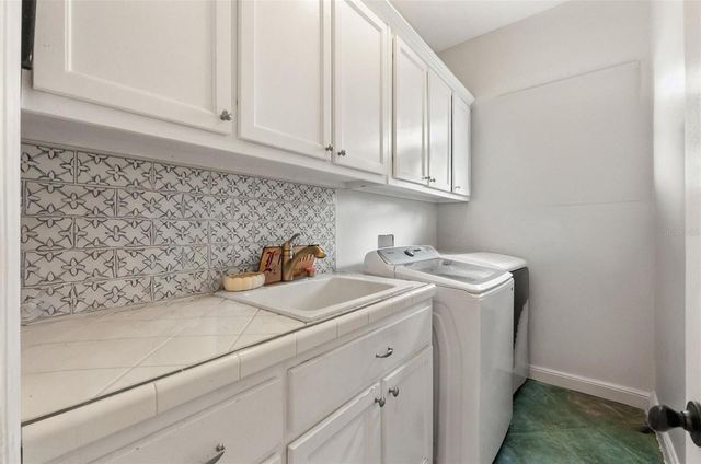 9135 MAZETTE ROAD, Weeki Wachee, FL 34613