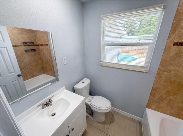 15525 BEDFORD CIRCLE E, Clearwater, FL 33764