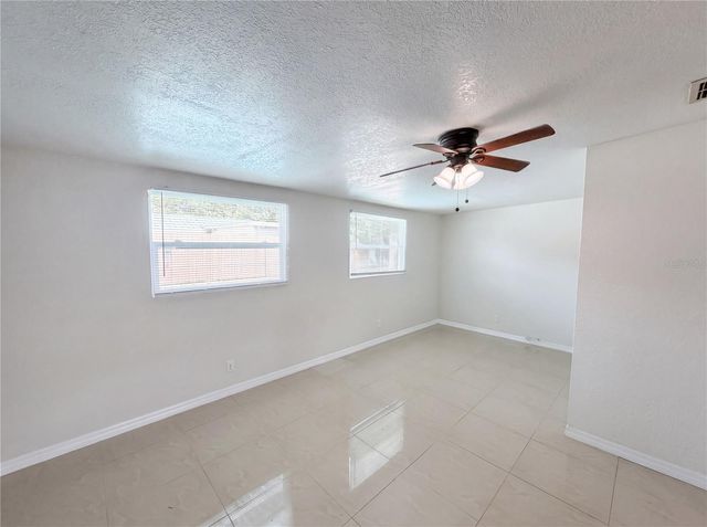 15525 BEDFORD CIRCLE E, Clearwater, FL 33764