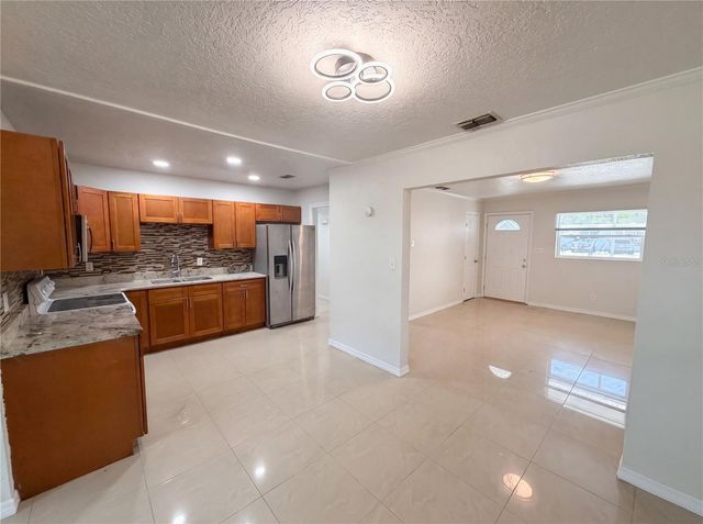 15525 BEDFORD CIRCLE E, Clearwater, FL 33764