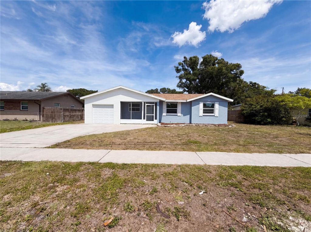 15525 BEDFORD CIRCLE E, Clearwater, FL 33764