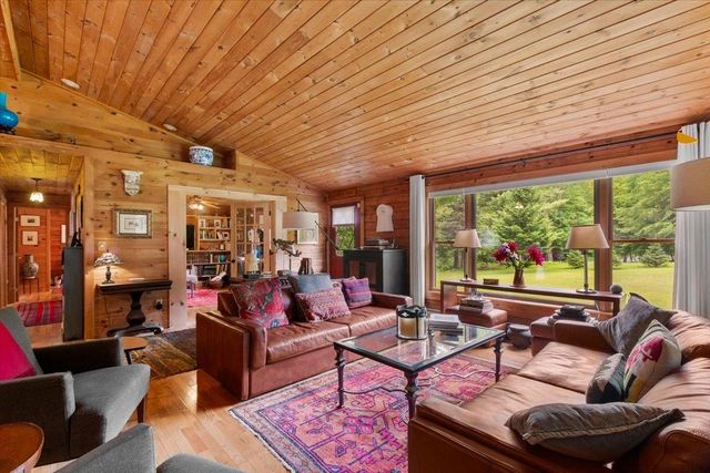 6 Dwyers Camp Road, Shaftsbury, VT 05262