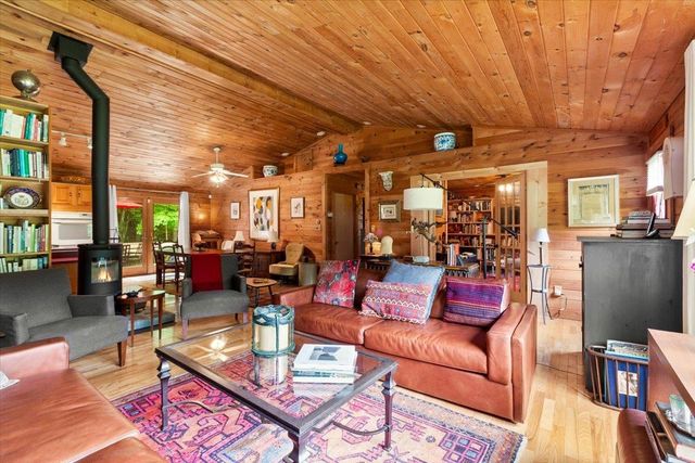 6 Dwyers Camp Road, Shaftsbury, VT 05262