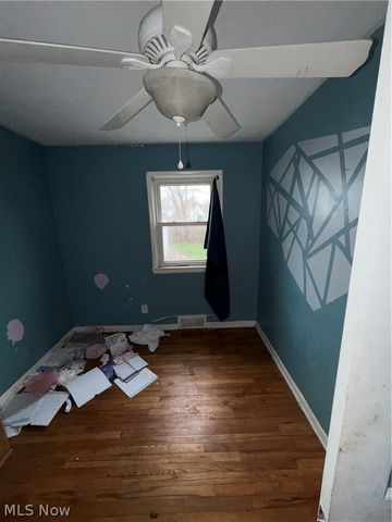 654 E 240 Street, Euclid, OH 44123