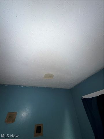 654 E 240 Street, Euclid, OH 44123