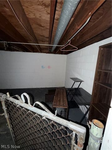 654 E 240 Street, Euclid, OH 44123