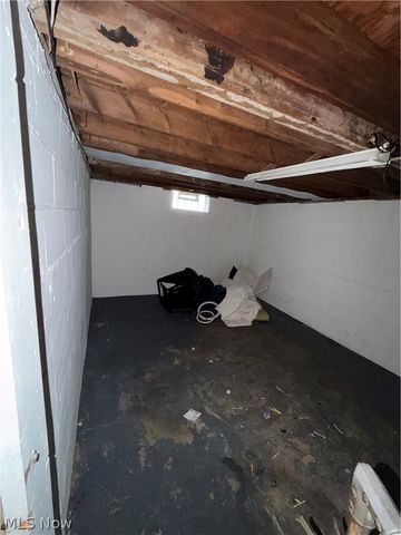 654 E 240 Street, Euclid, OH 44123