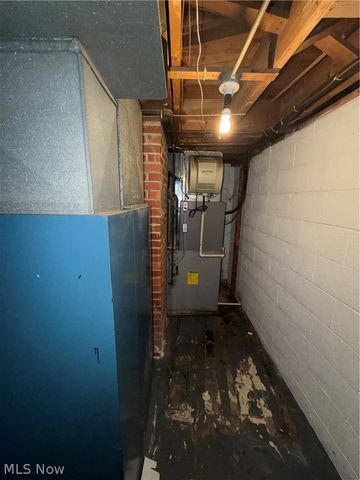 654 E 240 Street, Euclid, OH 44123